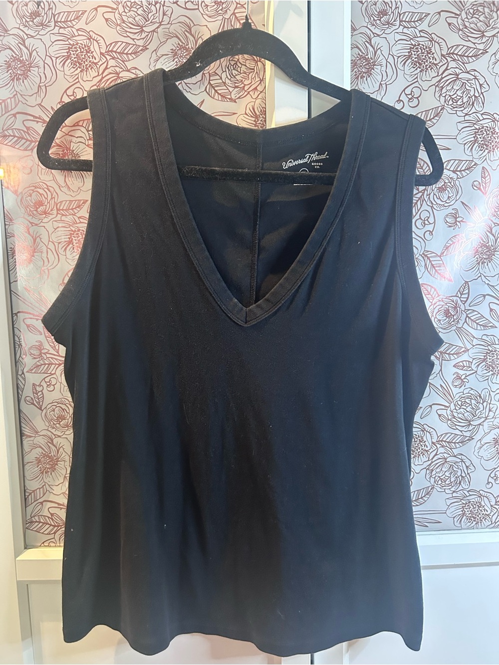 Black V-Neck Sleeveless Top